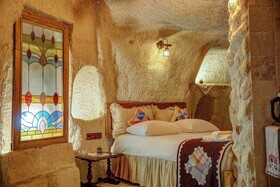 Gibos Cave Hotel