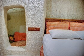 Gibos Cave Hotel