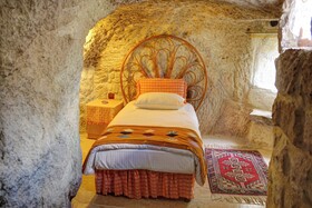 Gibos Cave Hotel