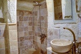 Gibos Cave Hotel