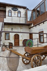 Glamada Cave Suite