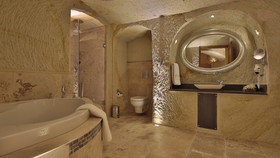 Golden Cave Suites