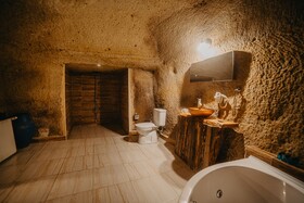 Helios Cave Hotel