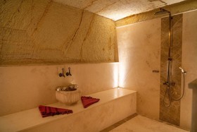 Kayakapi Premium Caves