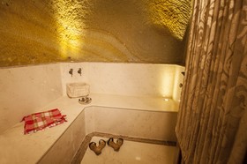 Kayakapi Premium Caves