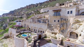 Kayakapi Premium Caves