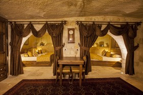 Kayakapi Premium Caves