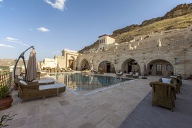 Kayakapi Premium Caves