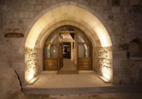 Kayakapi Premium Caves