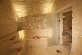 Kayakapi Premium Caves