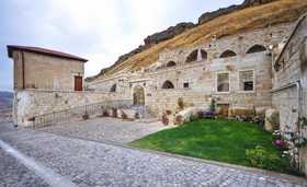 Kayakapi Premium Caves
