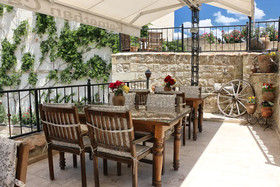 Kemerhan Cave Suites