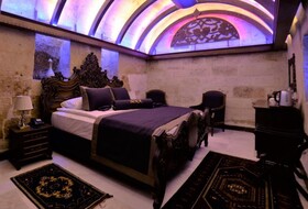 La Perla Cave Hotel