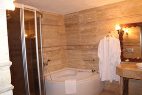 Melis Cave Hotel