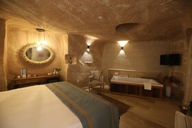 Misty Cave Hotel