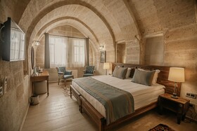 Misty Cave Hotel