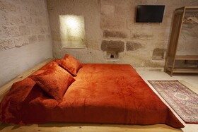 Narcissos Cave Hotel