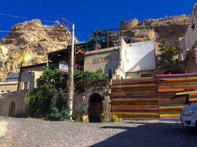 Naturels Cave House