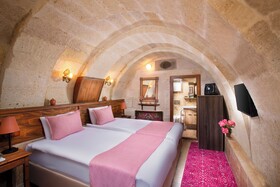 Peri Cave Konak
