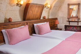 Peri Cave Konak