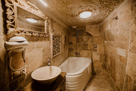 Royal Cave Hotel