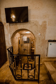Royal Cave Hotel