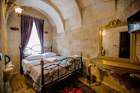 Royal Cave Hotel