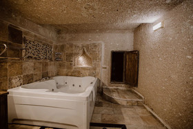 Royal Cave Hotel