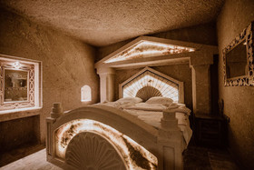 Royal Cave Hotel