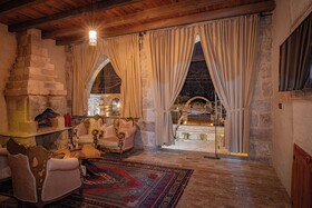 Sur Cave Hotel
