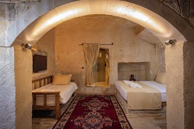 Sur Cave Hotel