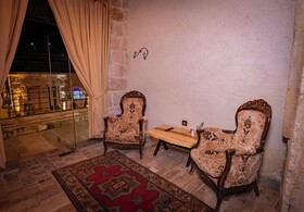 Sur Cave Hotel