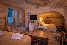 Sur Cave Hotel