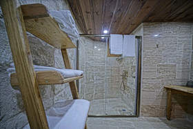 Vigneron Cave Hotel