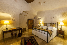 Yunak Evleri Cappadocia Cave Hotel