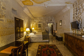 Yunak Evleri Cappadocia Cave Hotel