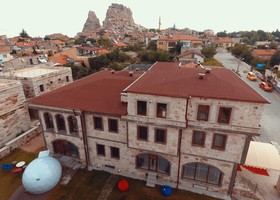 Ahiyan Hotel
