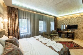 Ahiyan Hotel