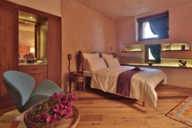 Ariana Sustainable Luxury Lodge