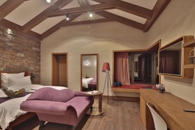 Ariana Sustainable Luxury Lodge