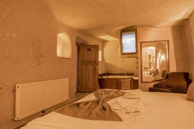 Carmin Cave Hotel