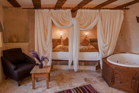 Carmin Cave Hotel
