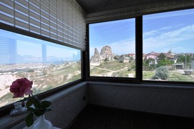 Karlik Evi