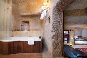 Selfie Cave Hotels Cappadocia