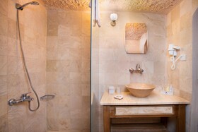 Selfie Cave Hotels Cappadocia