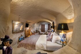 The Rupestral House