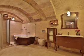 Aurora Cave Hotel