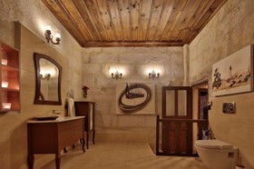 Aurora Cave Hotel
