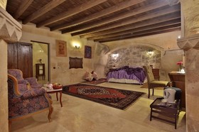 Aurora Cave Hotel