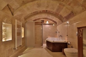 Aurora Cave Hotel